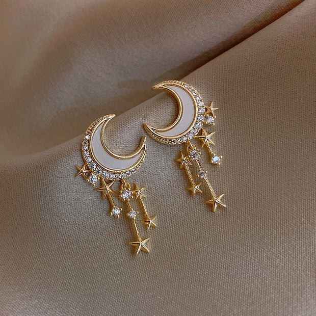 Trendy-Moon-Dangle-Earrings.JPG